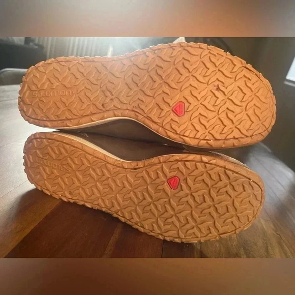 Salomon sweater knit boots - Picture 9 of 11